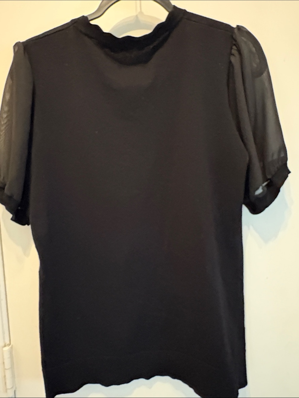 Adrianna Pappell Black Puff Sleeve Knit Top - Lightweight Sheer Sleeves Size M - Picture 5 of 5